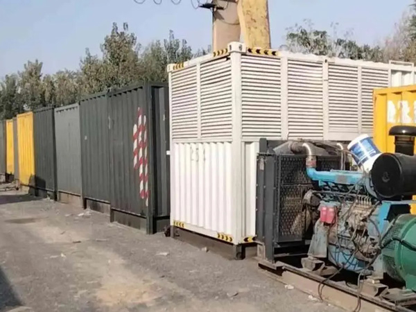 丰南200KW柴油发电机机组每小时油耗是多少？